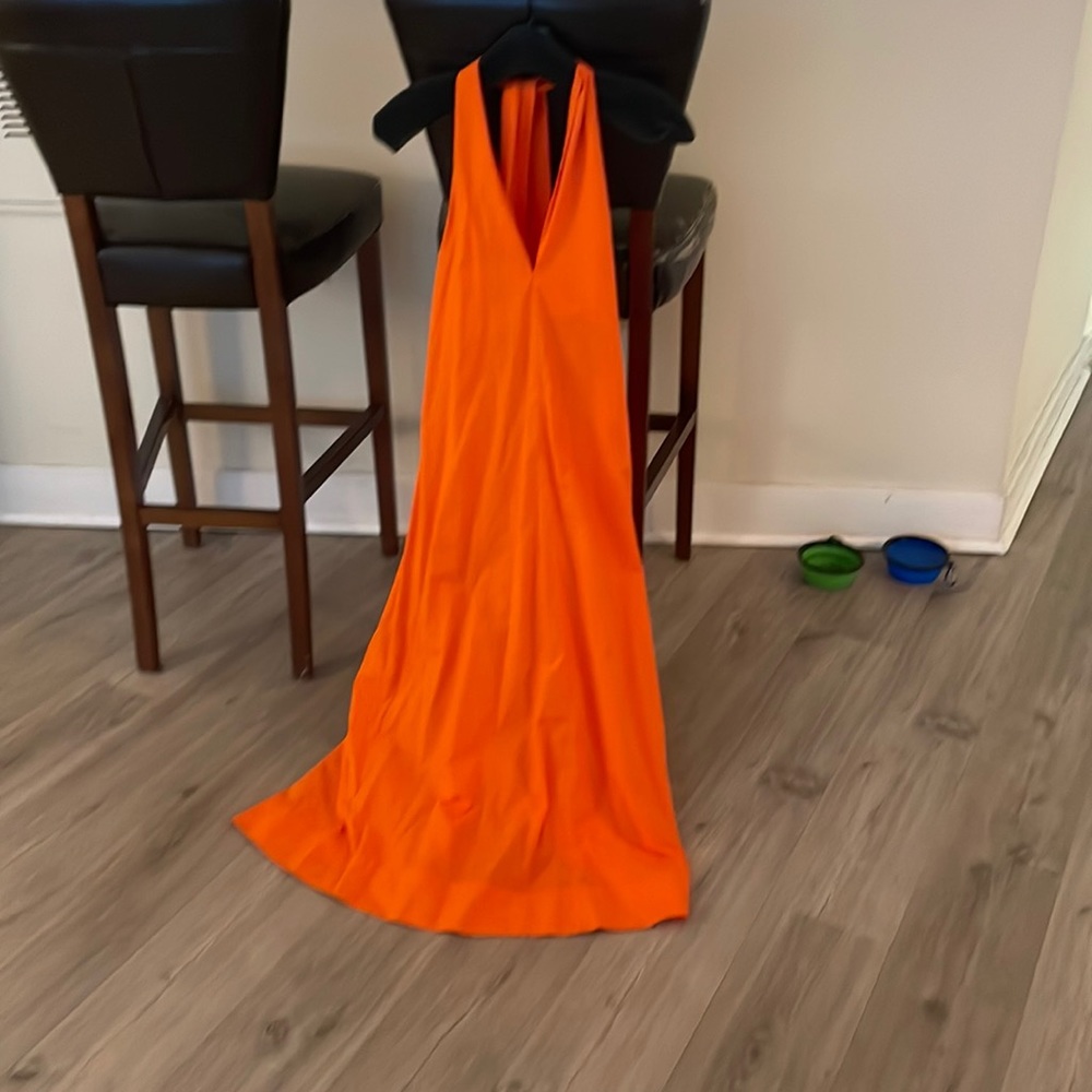 Lightweight & vibrant color. Perfect for events and vacations.